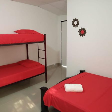 Hôtel Mi Casa 18 à Santa Marta  Extérieur photo